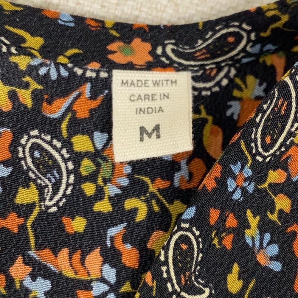 NWT DOEN Medium SAVONA Silk Top Blouse sz M Black Paisley Balloon Sleeve V-neck - Picture 13 of 14